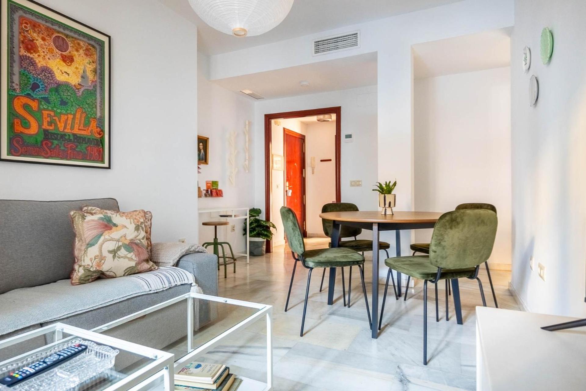 Piso Con Patio Privado Y Parking Nervion Sevilla Екстер'єр фото